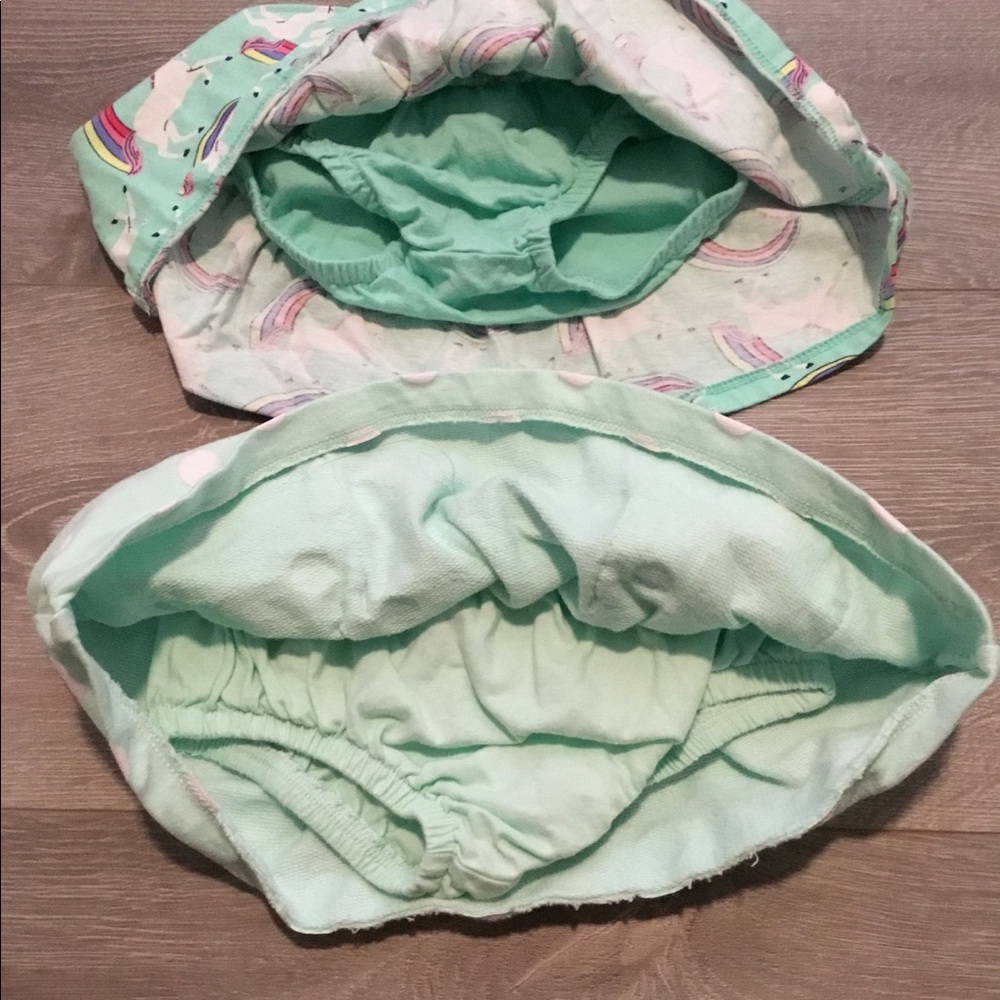 Carters 12 month bundle of skirts - Picture 4 of 5